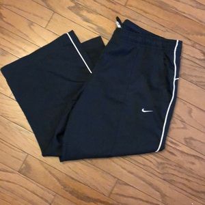 Nike workout capris